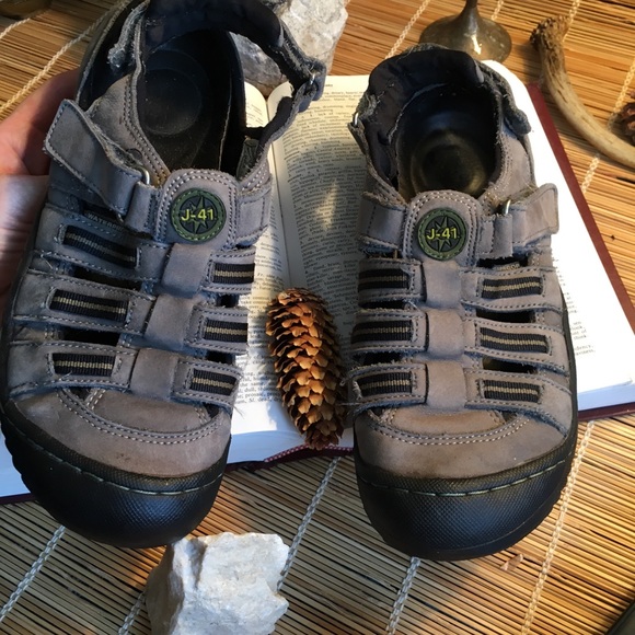 LIKE NEW! J - 41 SeaLine WJ06SEA Terrain Sandal - Picture 2 of 8